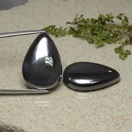 60.34 ct Pear Hematite, 24.3 x 16.8 mm From Brazil, Photo A