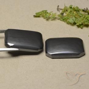Hematite Gemstones in 20 x 15 mm (calibrated) Size for Sale, Hematite Stones in Black Gray Color
