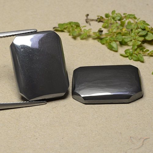 Matching Pair of 19.8 x 15.1mm Octagon Cabochon Gray Hematite, Weight of 41.25ct total / avg. 20.63ct each, Matching Hematite Pair in Opaque Clarity in Black Gray Color, Natural untreated gemstone, Mohs Hardness 5.5 - 6.5, Photo A