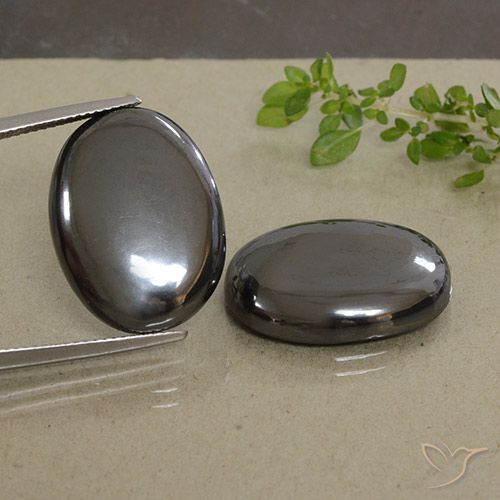 49.07 ct Oval Hematite, 21.3 x 16 mm From Brazil, Photo A