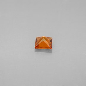 Hessonite Garnet Gemstone in 4 x 4 mm (calibrated) Size for Sale, Hessonite Garnet Stone in Mandarin Orange Color