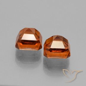 Hessonite Garnet Gemstones in 6 x 6 mm (calibrated) Size for Sale, Hessonite Garnet Stones in Amber Orange Color