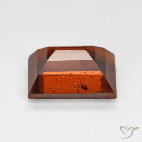 Hessonite Garnet Gemstone in 8.5 x 6.2 mm Size for Sale, Hessonite Garnet Stone in Deep Red Color