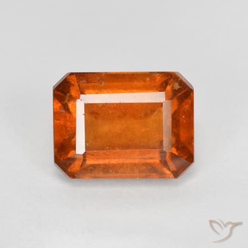عقيق هيسونيت برتقالي 2.55 قيراطًا ، مقطوع ثماني الأضلاع <cite dir="ltr" lang="en">8 x 6.1</cite> مم من سريلانكا, Photo A