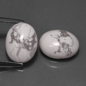 5.34 ct White Howlite Gemstone, Howlite Gem in Oval Cabochon Shape for Sale.