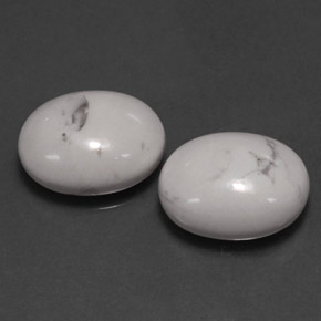 5.19 ct White Howlite Stone, Natural Howlite in Oval Cabochon Shape for Sale