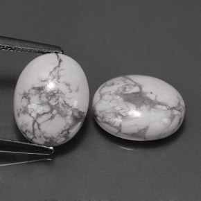 4.69 ct White Howlite Gemstone, Howlite Gem in Oval Cabochon Shape for Sale.