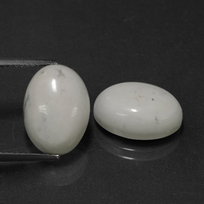 Light Grayish White Howlite Gem - 6.4ct Oval Cabochon (ID: 320960)
