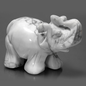 401.34 ct White Howlite Gemstone, Howlite Gem in Carved Elephant Shape for Sale.