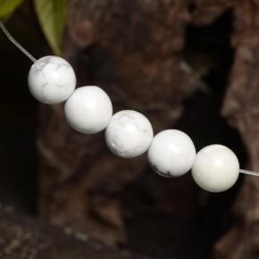 Howlite Gemstones in 8.6 mm Size for Sale, Howlite Stones in Multicolor White Color