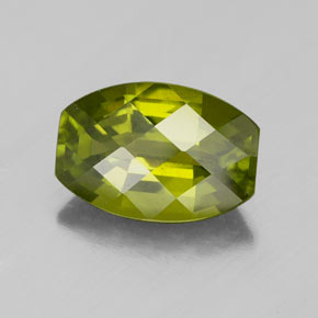 2.10 ct Green Idocrase Stone, Natural Idocrase in Barrel / Checkerboard Shape for Sale