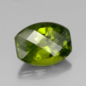3.36 ct Green Idocrase Stone, Natural Idocrase in Cushion Checkerboard Shape for Sale