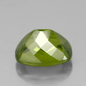 Idocrase Gemstone in 9 x 7 mm Size for Sale, Idocrase Stone in Olive Green Color