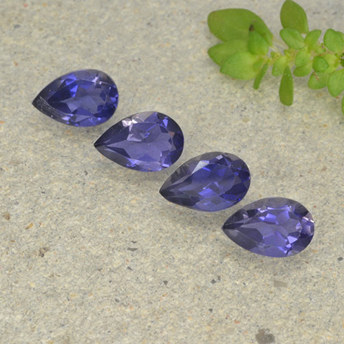 Violet foncé Iolite gemme - 0.4ct Poire facette (ID: 498018)