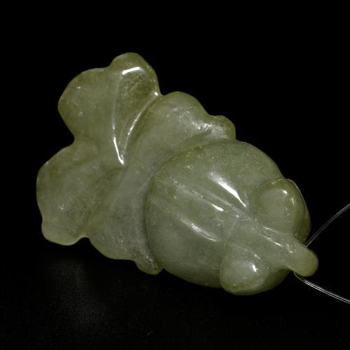 Pale Earth Green Jade Камень - 30.7ct Фигурка Рыба с отверстием (ID: 565271)