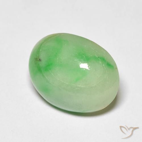 4.47 ct Green Jade Stone, Natural Jade in Oval Cabochon Shape for Sale