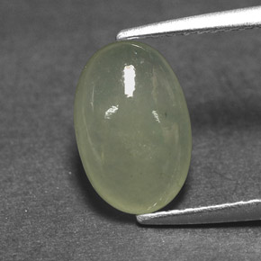 2.49 ct Green Jadeite Stone, Natural Jadeite in Oval Cabochon Shape for Sale