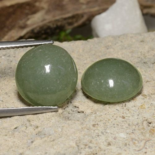 13.9 ct Green Jadeite, 11.8 mm Round Cut From Myanmar, Photo A