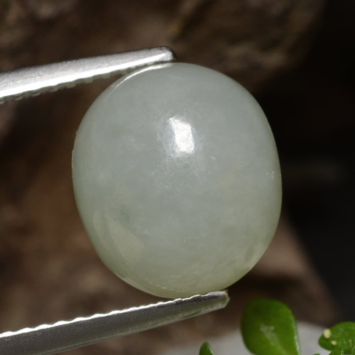 Pale Moss Green Jadeite Gem - 6.9ct Oval Cabochon (ID: 471337)