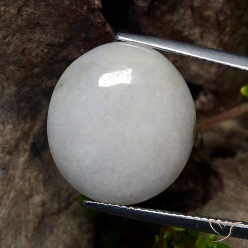 21.22 ct White Jadeite, 18.3 x 16.6 mm Oval Cut From Myanmar, Photo A