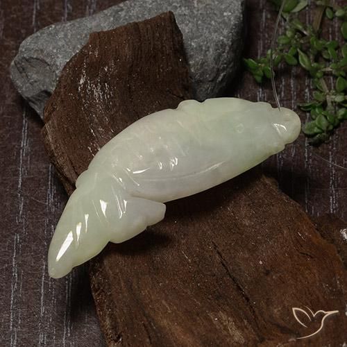 33.07 ct Green Jadeite Stone, Natural Jadeite in Carved Fish with Hole Shape for Sale