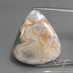 Diaspro a pera da 34,07 ct, 31,8 x 27,4 mm dall'Indonesia, Photo A