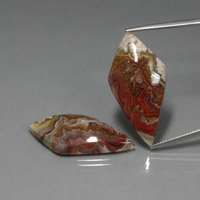 33.72 ct Multicolor Jasper Gemstone, Jasper Gem in Rhomb Cabochon Shape for Sale.