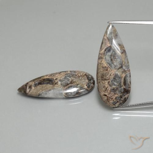 21.31 ct Pear Jasper, 30.7 x 12.6 mm From Indonesia, Photo A
