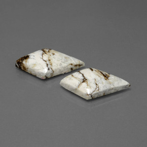 23.74 ct Multicolor Jasper Stone, Natural Jasper in Rhomb Cabochon Shape for Sale