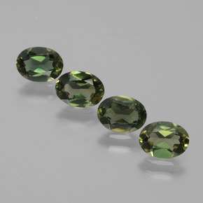 Earth Green Корнерупин Камень - 0.5ct Фасетный Овал (ID: 389496)