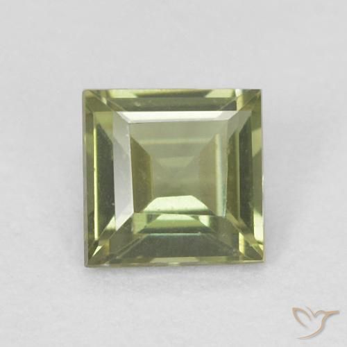 3,5 x 3,5mm quadratischer grüner Kornerupin aus Sri Lanka, Gewicht 0,23 ct, 1 Stück Kornerupin - Farbe: Warmes Waldgrün, natürlicher Edelstein in VVS Reinheit, Mohs-Härte von 6,5 - 7 Geeignet für den täglichen Gebrauch im Schmuck, Photo A