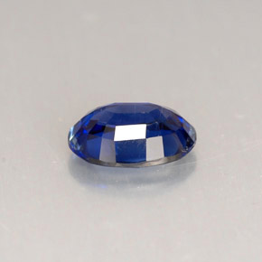 Kyanite Gemstone in 8 x 6 mm (calibrated) Size for Sale, Kyanite Stone in Blue Color