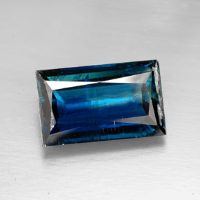 6.98 ct Blue Kyanite Gemstone, Kyanite Gem in Baguette / Scissor Cut Shape for Sale.