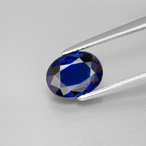 2.33 ct Blue Kyanite Gemstone, Kyanite Gem in Oval Facet Shape for Sale.