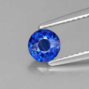 0.67 ct Blue Kyanite Gemstone, Kyanite Gem in Round Facet Shape for Sale.