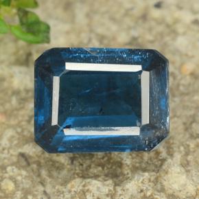 2.6ct Octagon Step Cut Blue Kyanite Gem for sale 2.6ct Octagon Step Cut Blue Kyanite Gem (ID: 470967)