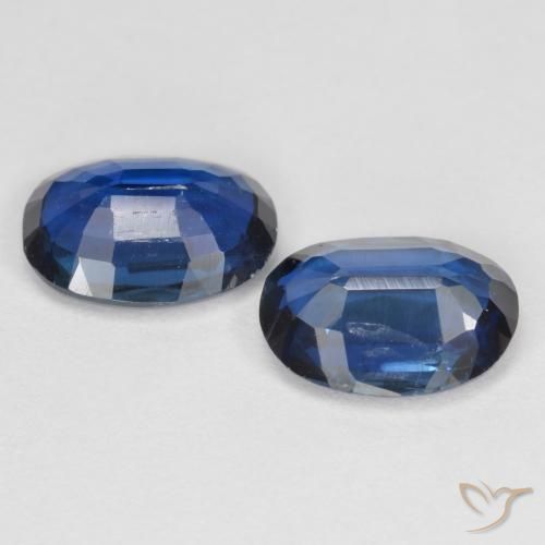 Kyanite Gemstones in 8 x 6 mm (calibrated) Size for Sale, Kyanite Stones in Navy Blue Color