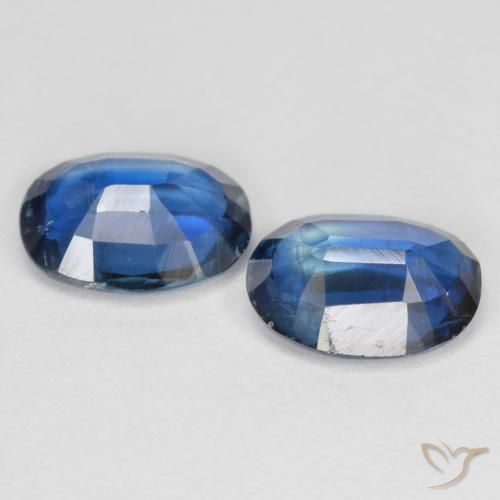 Kyanite Gemstones in 8 x 6 mm (calibrated) Size for Sale, Kyanite Stones in Navy Blue Color