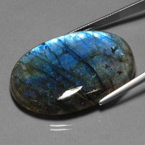 Labradorite Gemstone in 33.5 x 27.2 mm Size for Sale, Labradorite Stone in Multicolor Color