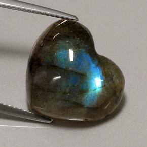 13.50 ct Multicolor Labradorite Gemstone, Labradorite Gem in Heart Cabochon Shape for Sale.