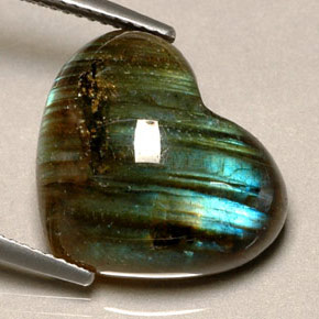 12.57 ct Multicolor Labradorite Stone, Natural Labradorite in Heart Cabochon Shape for Sale