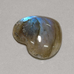 9.60 ct Multicolor Labradorite Gemstone, Labradorite Gem in Heart Cabochon Shape for Sale.
