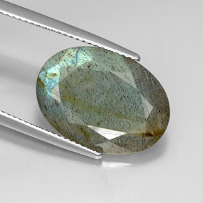 10.26 ct Multicolor Labradorite Gemstone, Labradorite Gem in Oval Facet Shape for Sale.