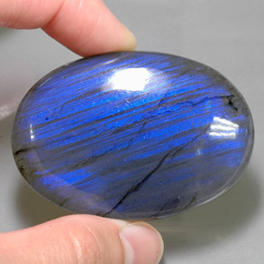 145.20 ct Multicolor Labradorite Gemstone, Labradorite Gem in Oval Cabochon Shape for Sale.