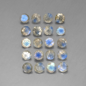 7.60 ct Multicolor Labradorite Gemstone, Labradorite Gem in Round Facet Shape for Sale.