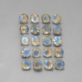 7.61 ct Multicolor Labradorite Gemstone, Labradorite Gem in Round Facet Shape for Sale.
