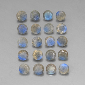 7.57 ct Multicolor Labradorite Gemstone, Labradorite Gem in Round Facet Shape for Sale.
