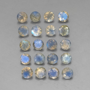 7.64 ct Multicolor Labradorite Gemstone, Labradorite Gem in Round Facet Shape for Sale.