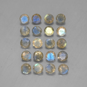 7.87 ct Multicolor Labradorite Gemstone, Labradorite Gem in Round Facet Shape for Sale.