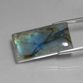 Labradorite Gemstone in 29.2 x 15.5 mm Size for Sale, Labradorite Stone in Multicolor Color